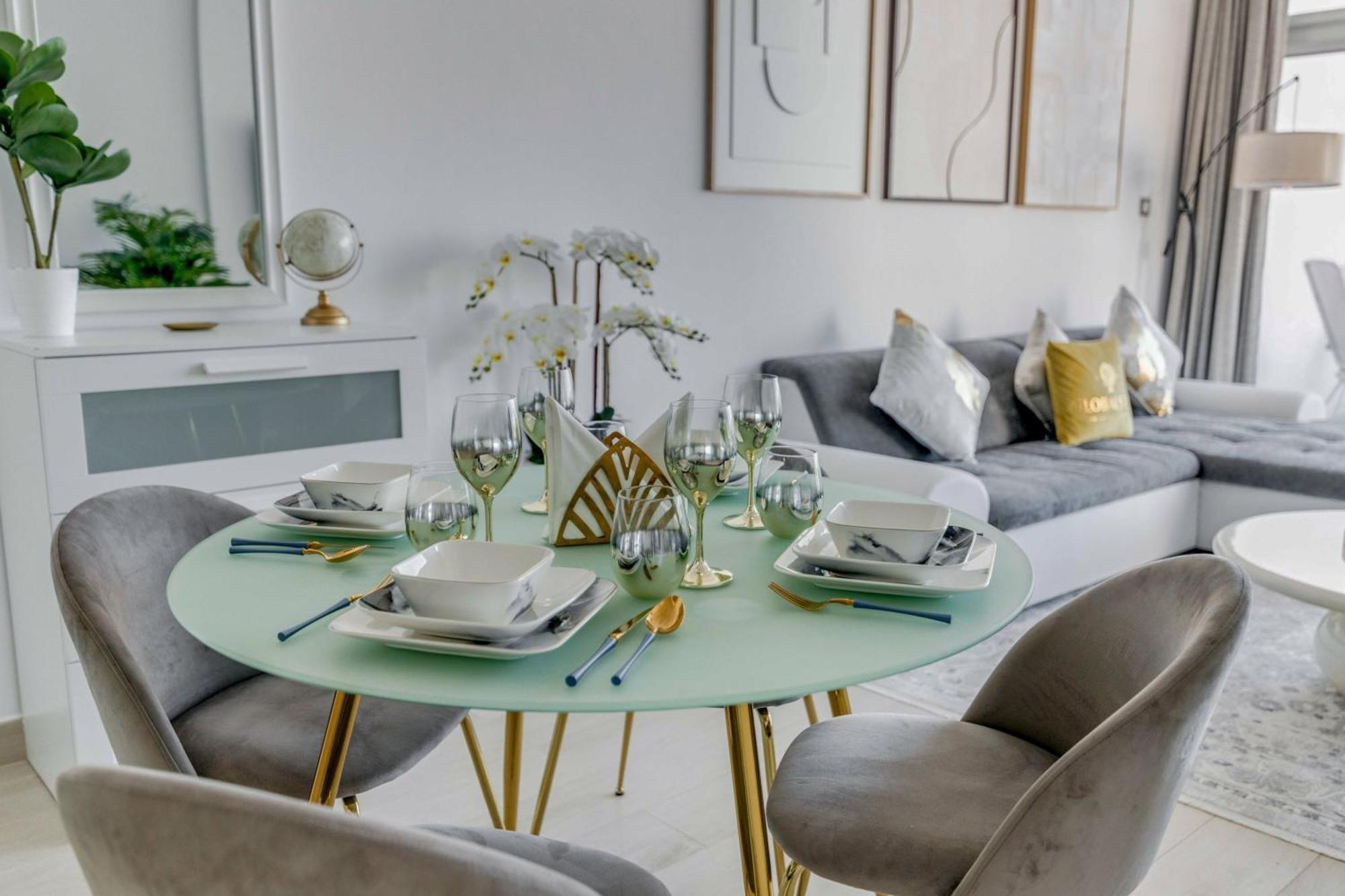 Luxury Azizi Mina Beachfront Apartments Dubai Ngoại thất bức ảnh