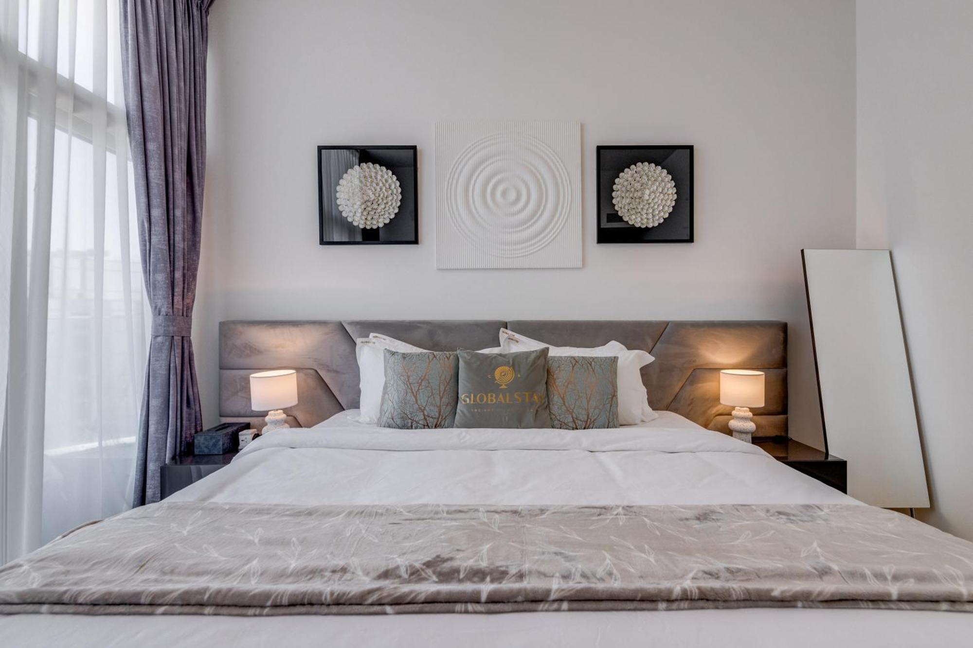 Luxury Azizi Mina Beachfront Apartments Dubai Ngoại thất bức ảnh